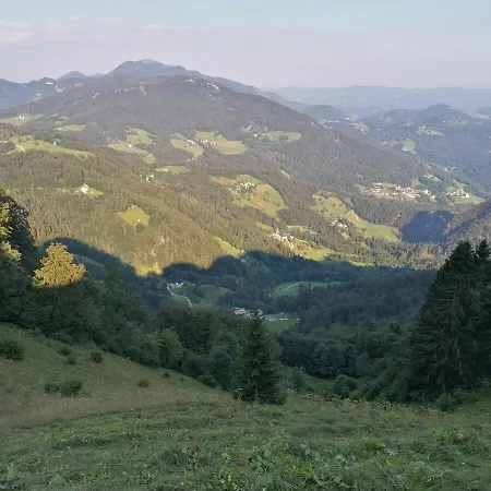 Apartma Na Ravnicah
