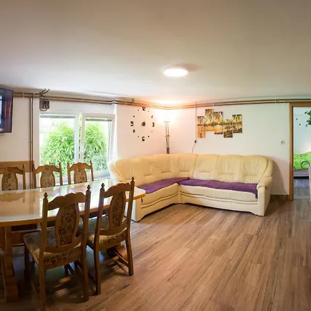 Apartma Na Ravnicah Apartmán Cerkno