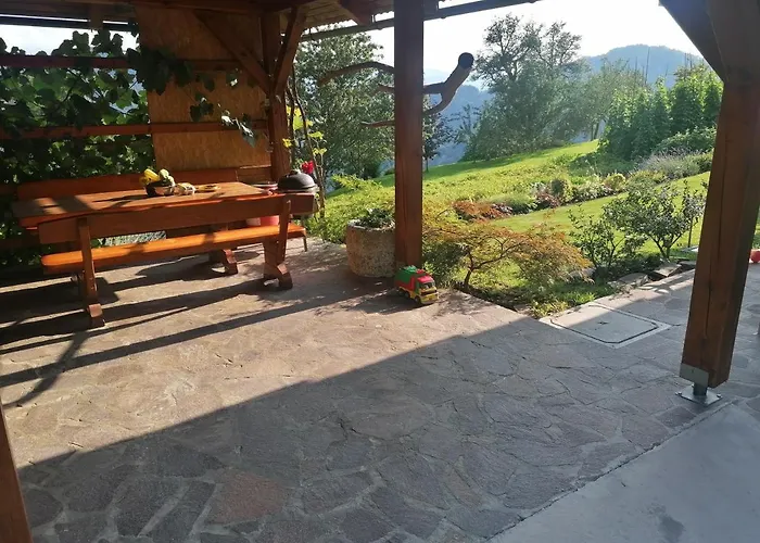 Apartma Na Ravnicah *