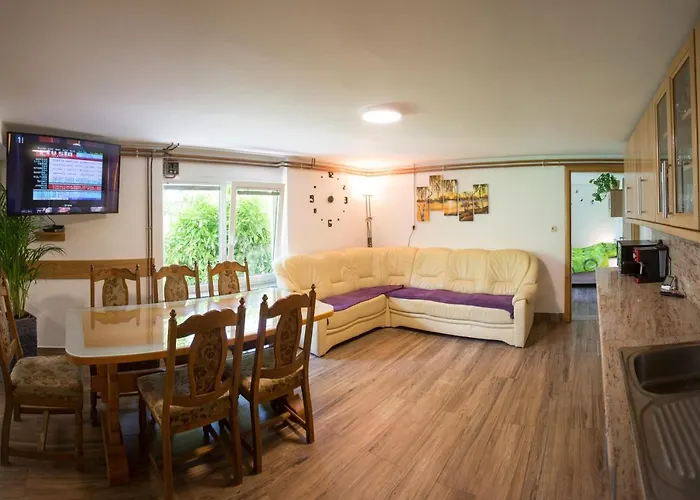 Apartma Na Ravnicah Appartement Cerkno